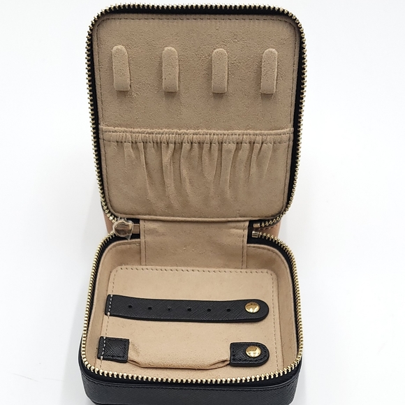 Tory Burch Emerson Jewelry case - Picture 6 of 13